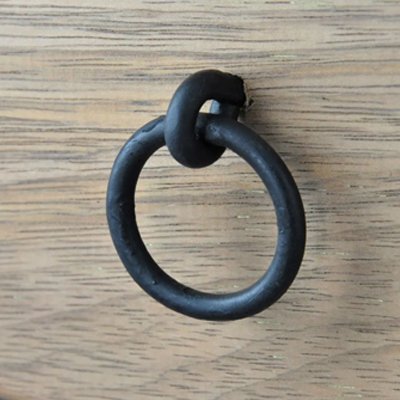 Black Iron Ring Pull